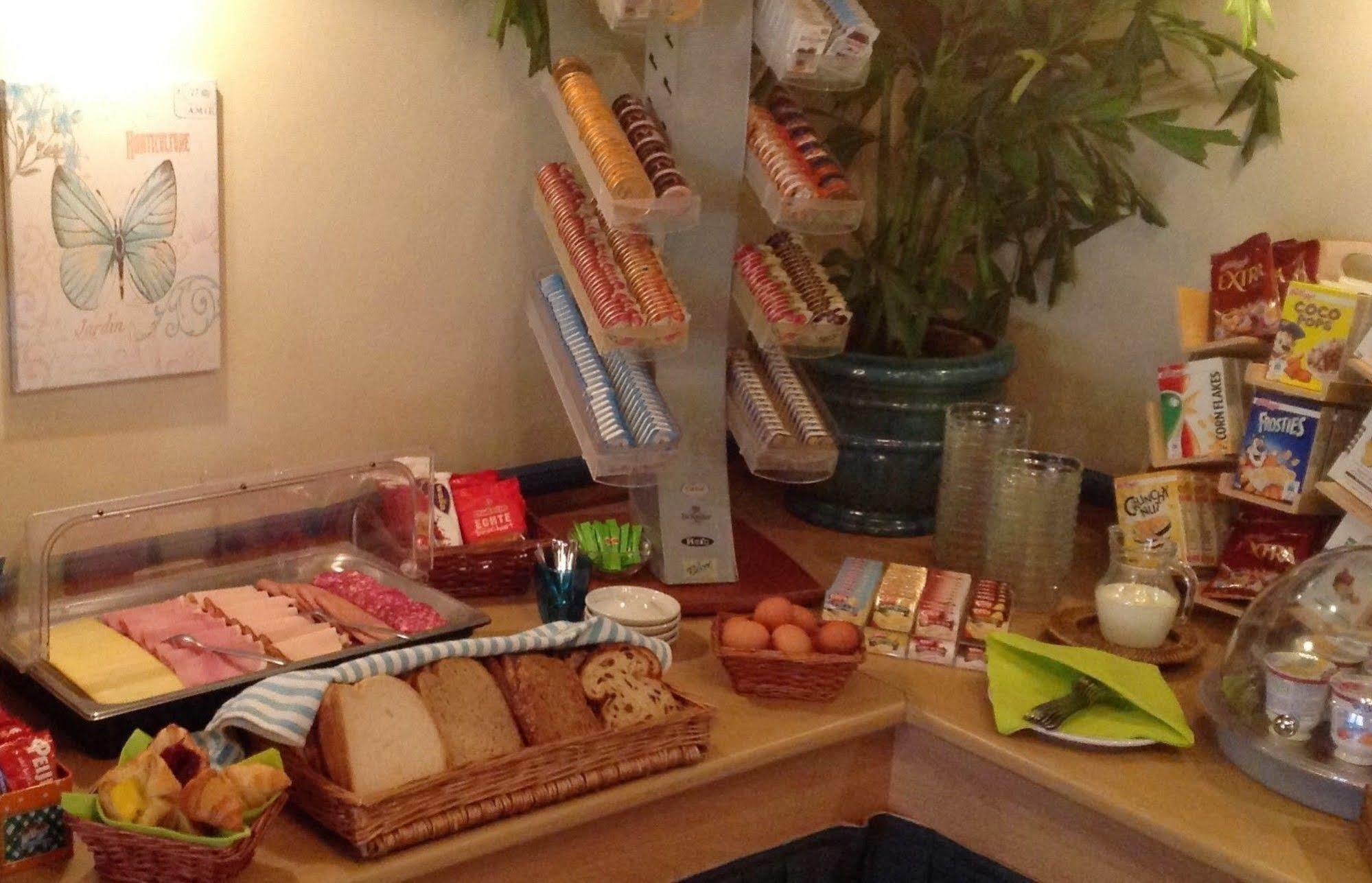 De Drie Linden Hotel Luyksgestel Екстериор снимка